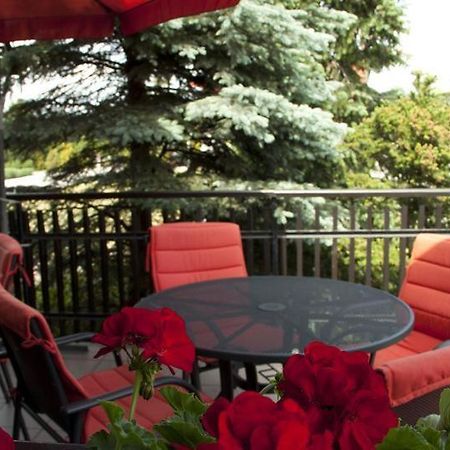 Hotel Oaza Golina  Экстерьер фото
