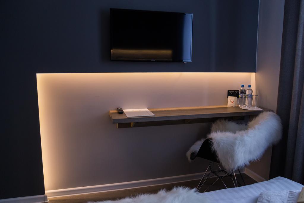 Hotel Oaza Golina  Экстерьер фото